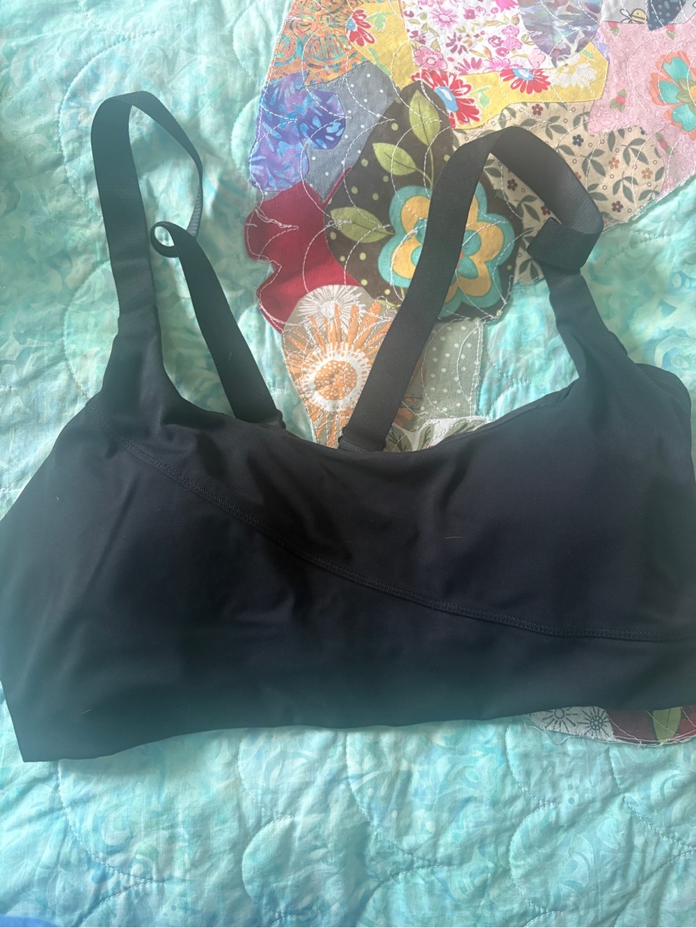 Halara Black Seamless Wireless Bralette - Women’s Intimates